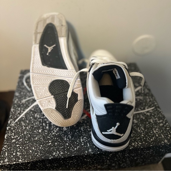 Air Jordan 4 Retro - Picture 5 of 7
